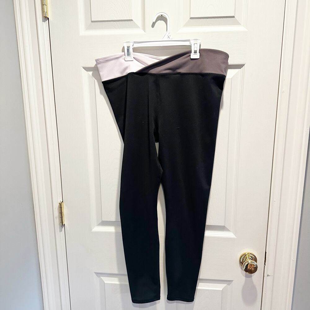 Fabletics Crossover Hem Black Yoga Legging Pink Gray XL Extra Large